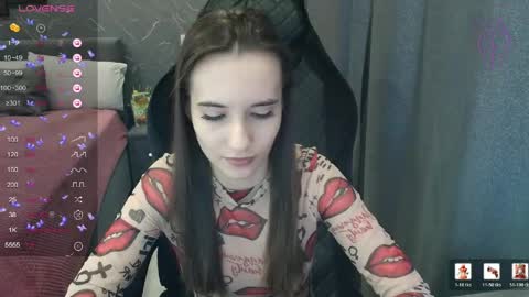 Snapshot of aliceweiss_ chatting on 05/02/26, 10:09 Alice online show from 05/02/26, 10:09