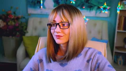 alicewelch_ online show from 09/09/25, 12:05