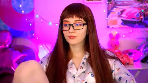 alicewelch_ online show from 09/10/25, 08:14