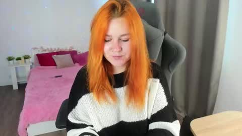 Snapshot of alicewinchesterr chatting on 09/29/25, 12:32 Alice online show from 09/29/25, 12:32