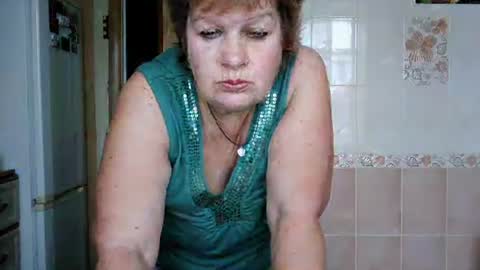 Snapshot of alicexmistress chatting on 12/12/24, 09:30 Alicexmistress online show from 12/12/24, 09:30