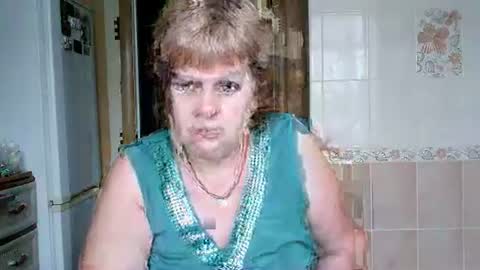 Snapshot of alicexmistress chatting on 12/24/24, 12:00 Alicexmistress online show from 12/24/24, 12:00