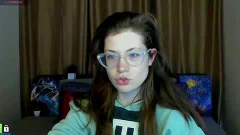 Alicia online show from 02/11/25, 06:33