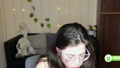 Alicia online show from 02/16/25, 12:41