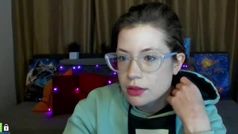 Alicia online show from 02/16/25, 06:21
