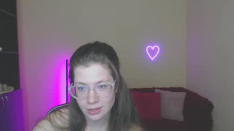 Alicia online show from 02/22/25, 01:13