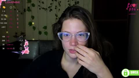 Alicia online show from 09/26/25, 11:25