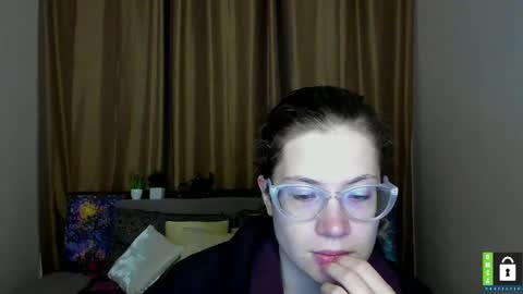 Alicia online show from 10/19/25, 11:11
