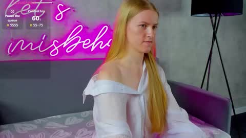 Snapshot of alicia_hars chatting on 03/21/26, 09:03 Alicia 2 GMT 3am-9am TueThuFriSun 9am-15pm Sat online show from 03/21/26, 09:03