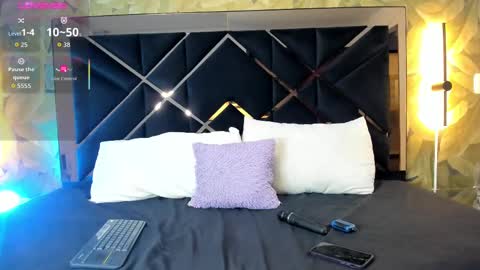 Snapshot of alicia_jerez1 chatting on 09/21/25, 04:14 Alice  online show from 09/21/25, 04:14