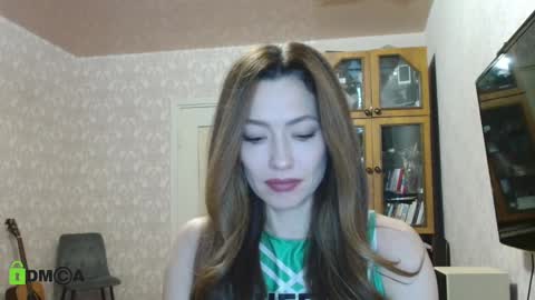 Alicia online show from 12/05/24, 04:09