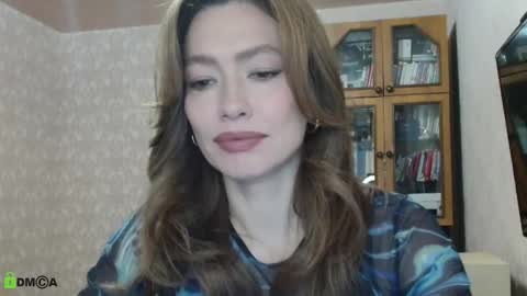 Alicia online show from 12/17/25, 04:07