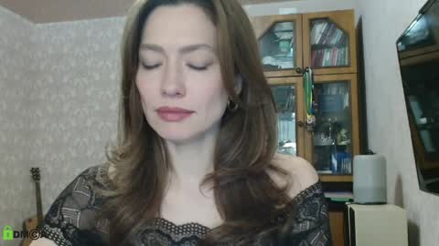 Alicia online show from 03/25/26, 04:46