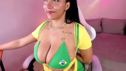 alicia_summer_ online show from 06/14/26, 03:41