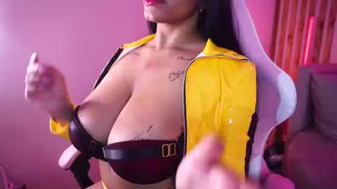 alicia_summer_ online show from 06/22/26, 04:09