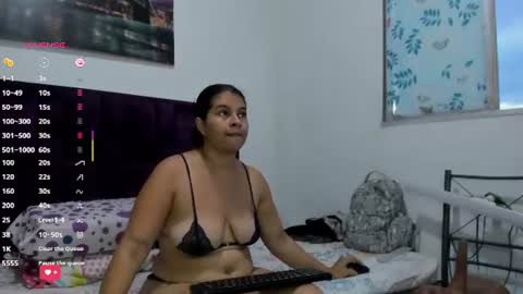 alicia_whittee online show from 07/03/26, 10:43