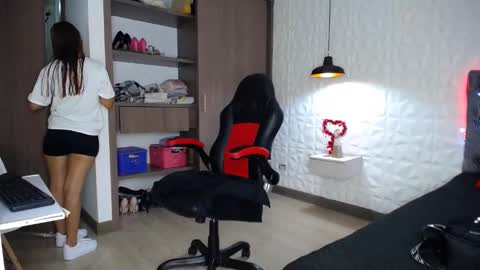 Ali online show from 01/06/25, 12:24