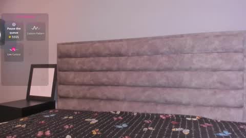 Snapshot of aliciabloom_1 chatting on 10/13/25, 12:38 Alicia online show from 10/13/25, 12:38