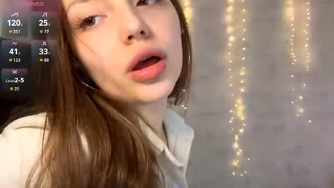 Alice online show from 07/27/26, 03:35