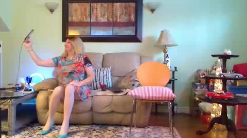 Alicia deHart  Help me reach 1000 Followers. Its FREE online show from 02/11/26, 07:08