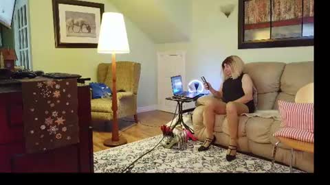 Alicia deHart  Help me reach 1000 Followers. Its FREE online show from 07/05/26, 07:10