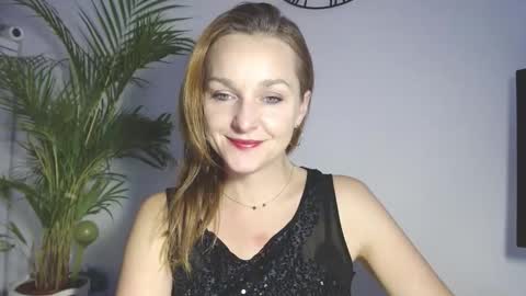 Alicia online show from 12/17/25, 02:01