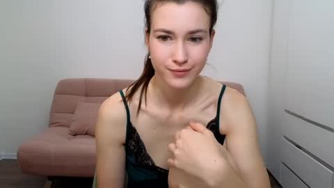 Snapshot of alicianoveli chatting on 12/14/24, 08:13 alicianoveli online show from 12/14/24, 08:13