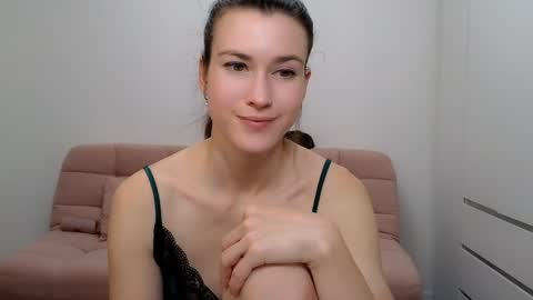 Snapshot of alicianoveli chatting on 12/14/24, 06:30 alicianoveli online show from 12/14/24, 06:30