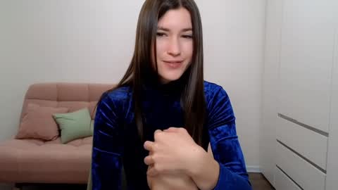 Snapshot of alicianoveli chatting on 12/15/24, 08:41 alicianoveli online show from 12/15/24, 08:41