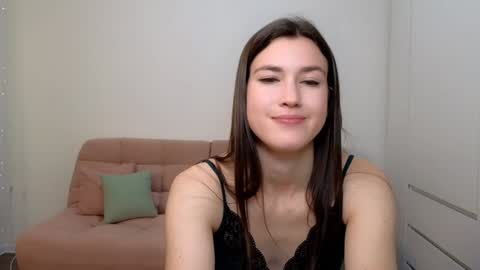 Snapshot of alicianoveli chatting on 12/27/24, 02:22 alicianoveli online show from 12/27/24, 02:22