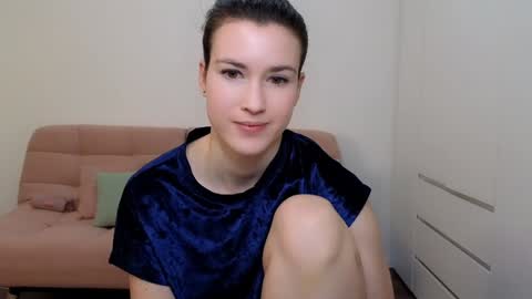 Snapshot of alicianoveli chatting on 12/28/24, 06:39 alicianoveli online show from 12/28/24, 06:39