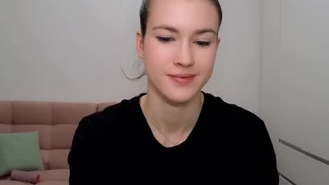 Snapshot of alicianoveli chatting on 01/10/25, 08:18 alicianoveli online show from 01/10/25, 08:18