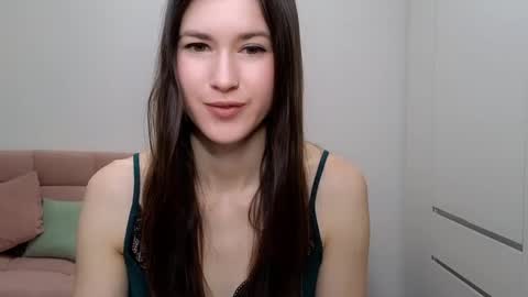 Snapshot of alicianoveli chatting on 02/12/25, 10:56 alicianoveli online show from 02/12/25, 10:56