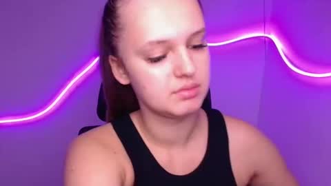 Snapshot of alicie_dream_ chatting on 09/23/25, 05:10 Alicie online show from 09/23/25, 05:10