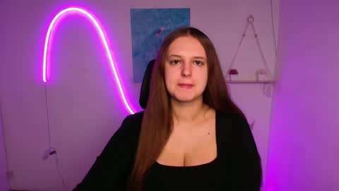 Snapshot of alicie_dream_ chatting on 10/11/25, 05:28 Alicie online show from 10/11/25, 05:28