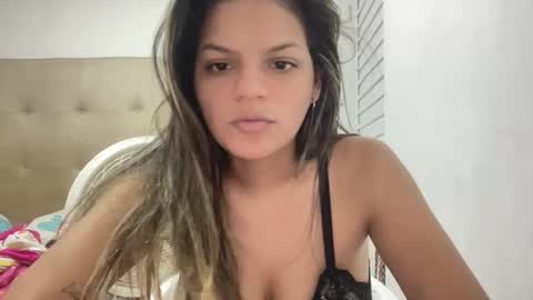 Snapshot of alicie_ebony1 chatting on 02/26/25, 11:09 luisa online show from 02/26/25, 11:09