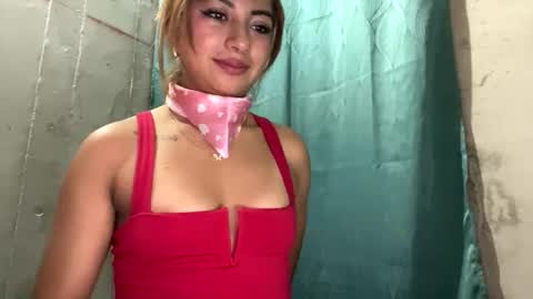 Snapshot of alicie_oconoor chatting on 02/14/26, 03:14 Karla Oconoor online show from 02/14/26, 03:14