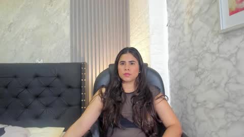 alicya online show from 02/25/26, 12:15