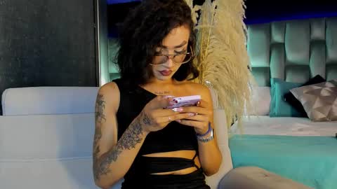 Snapshot of alidiaz__ chatting on 09/20/25, 07:15 Ali Diaz online show from 09/20/25, 07:15