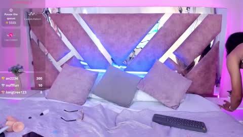 Snapshot of alidiaz__ chatting on 10/18/25, 08:09 Ali Diaz online show from 10/18/25, 08:09