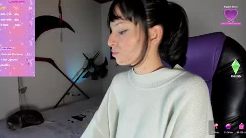 Aiko  Independent Model  online show from 11/04/25, 10:09