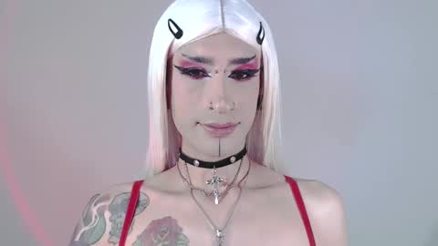 Snapshot of alienexxx chatting on 02/27/25, 05:56 online show from 02/27/25, 05:56