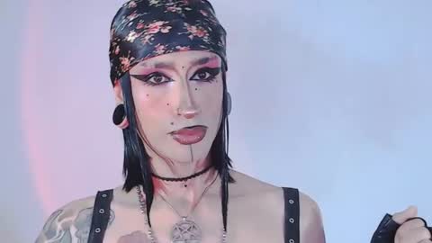     online show from 07/04/26, 12:17