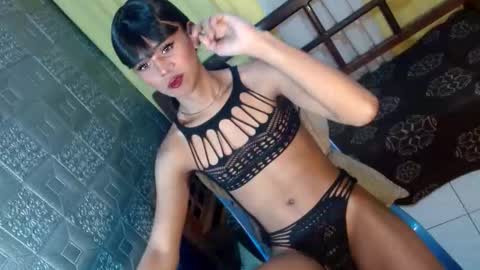 aliexagrey online show from 04/18/26, 08:07
