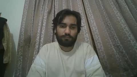 Snapshot of aligraphy786 chatting on 10/23/25, 11:03 aligraphy786 online show from 10/23/25, 11:03