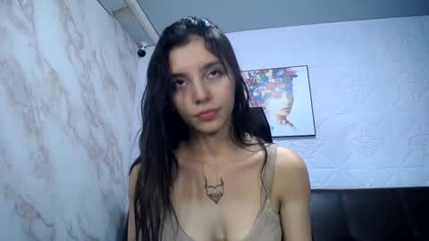Alice online show from 03/05/25, 03:18