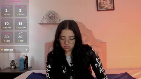 aliice_walker_ online show from 01/27/25, 05:58