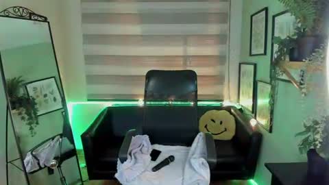 Camii online show from 06/28/26, 07:53