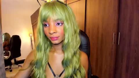 IG Alik nasso    online show from 10/19/25, 03:29