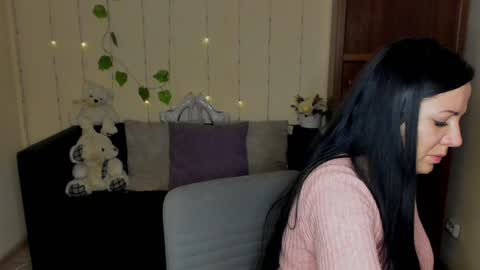 Alika online show from 12/16/24, 12:27